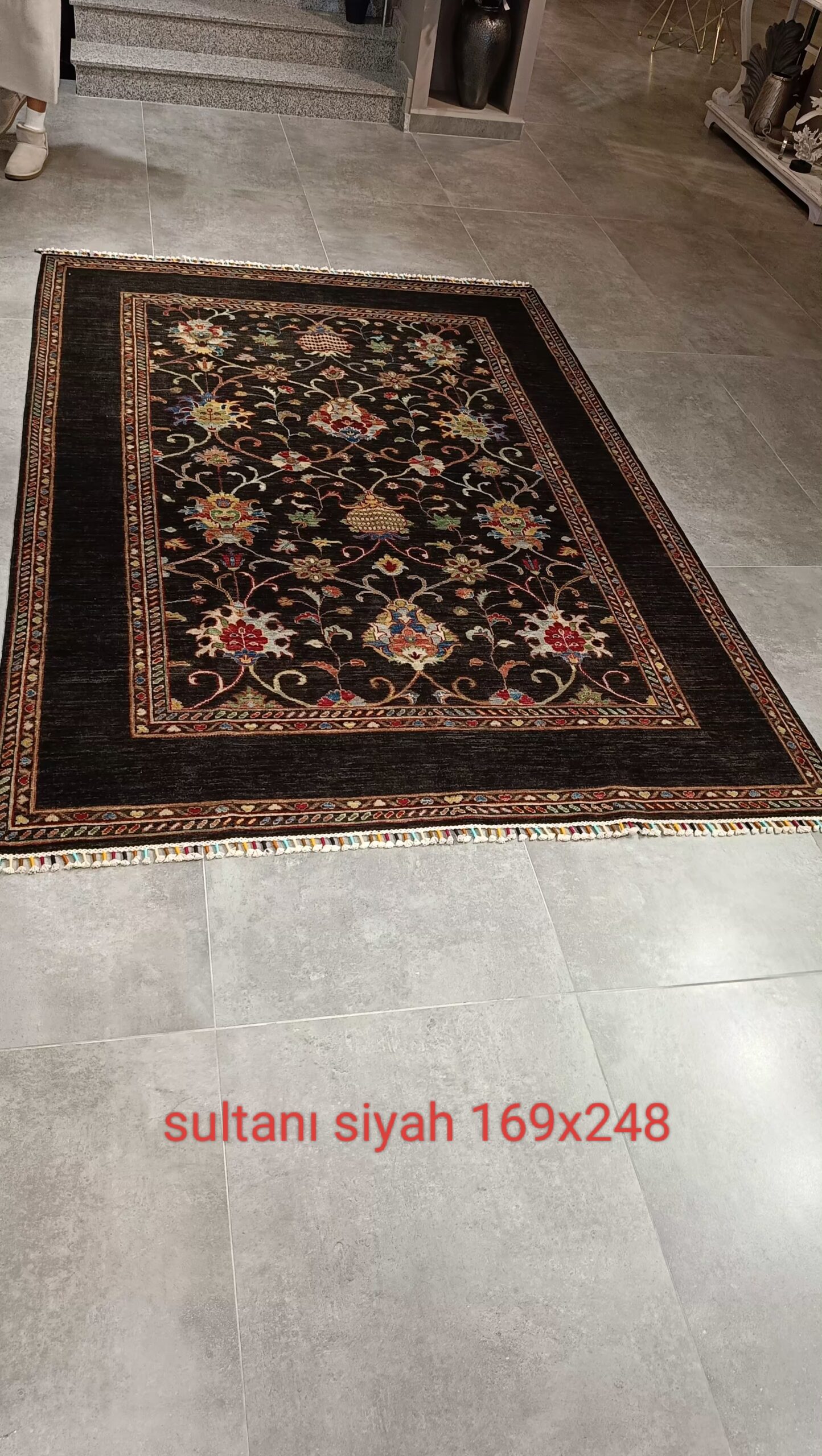 Oplus_131072 Sultanı Siyah Afgan Halısı - Görsel 1