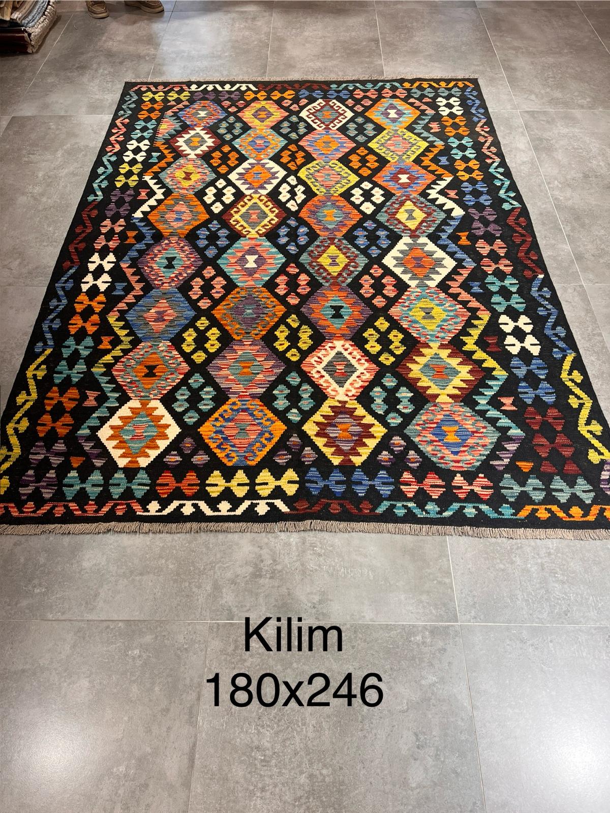 WhatsApp Görsel 2024-12-26 saat 10.21.06_353ce457 El Dokuma Kilim - Görsel 1